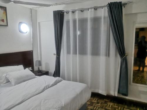 Brickwood Suites