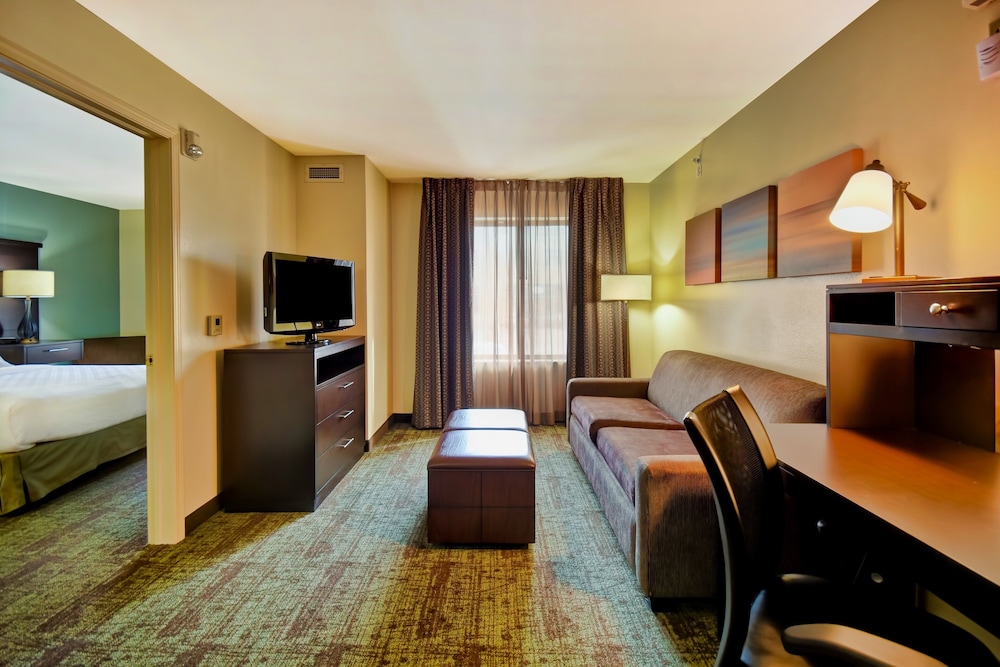 Staybridge Suites Middleton Madison West by IHG - photo 17