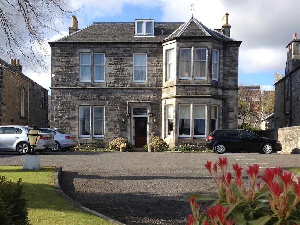 Davaar House 4998484 — Dunfermline