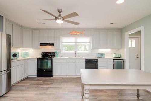 Zaruba Beach by Oak Island Accommodations - photo 49