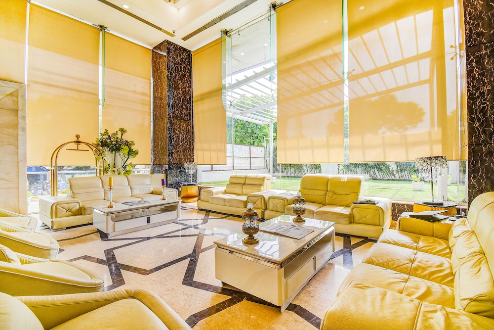 Zip By Spree Hotels Orient - carbon neutral hotel in Nagpur