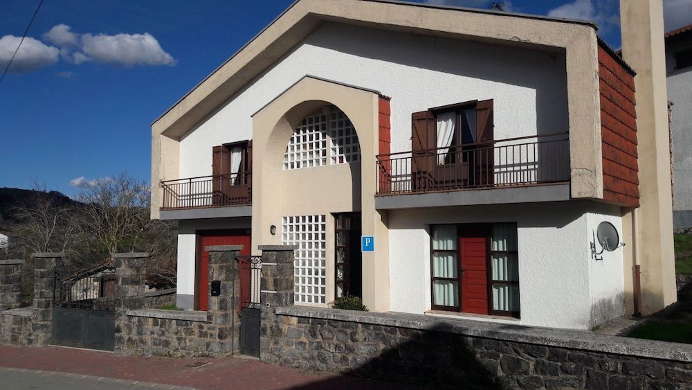Pensión El La - last minute hotel in Unknown City