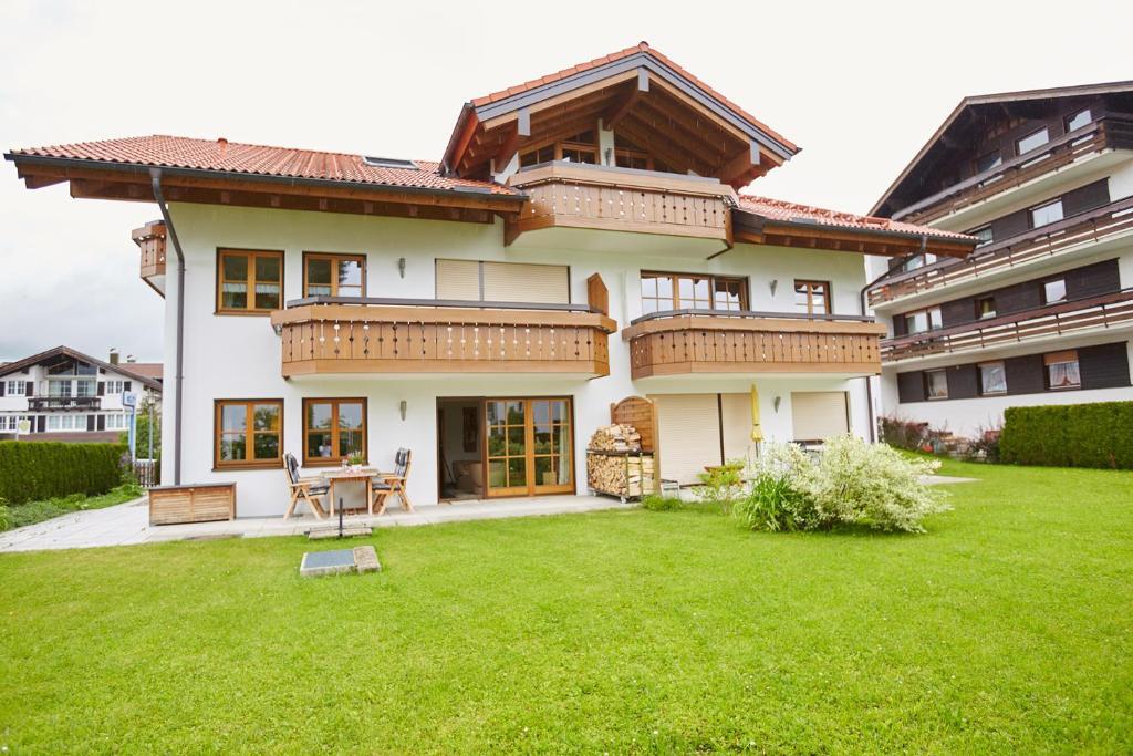 Ferienwohnung Wietek — 4-Star Luxury Hotel in Oberstdorf, Germany