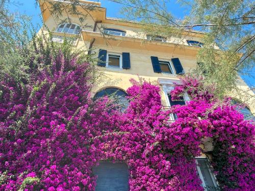 Villa Ferrer — 4-Star Luxury Hotel in Monterosso Al Mare, Italy