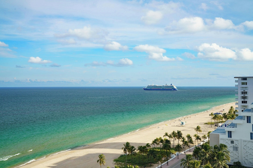 Courtyard by Marriott Oceanside Fort Lauderdale Beach - photo 80