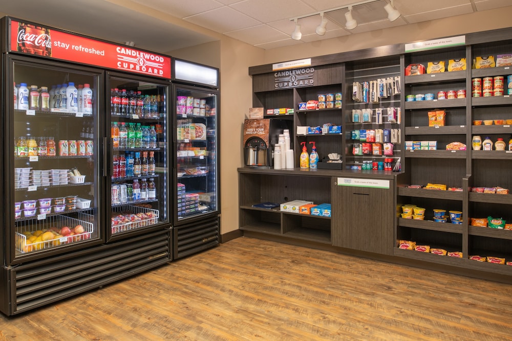 Candlewood Suites Vancouver Camas by IHG - photo 28