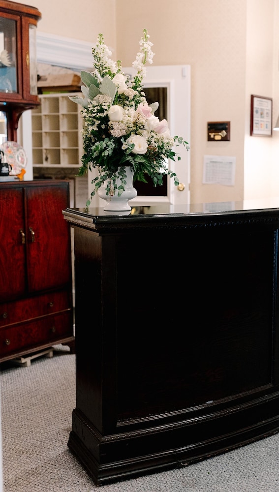 Morehead Inn - photo 2