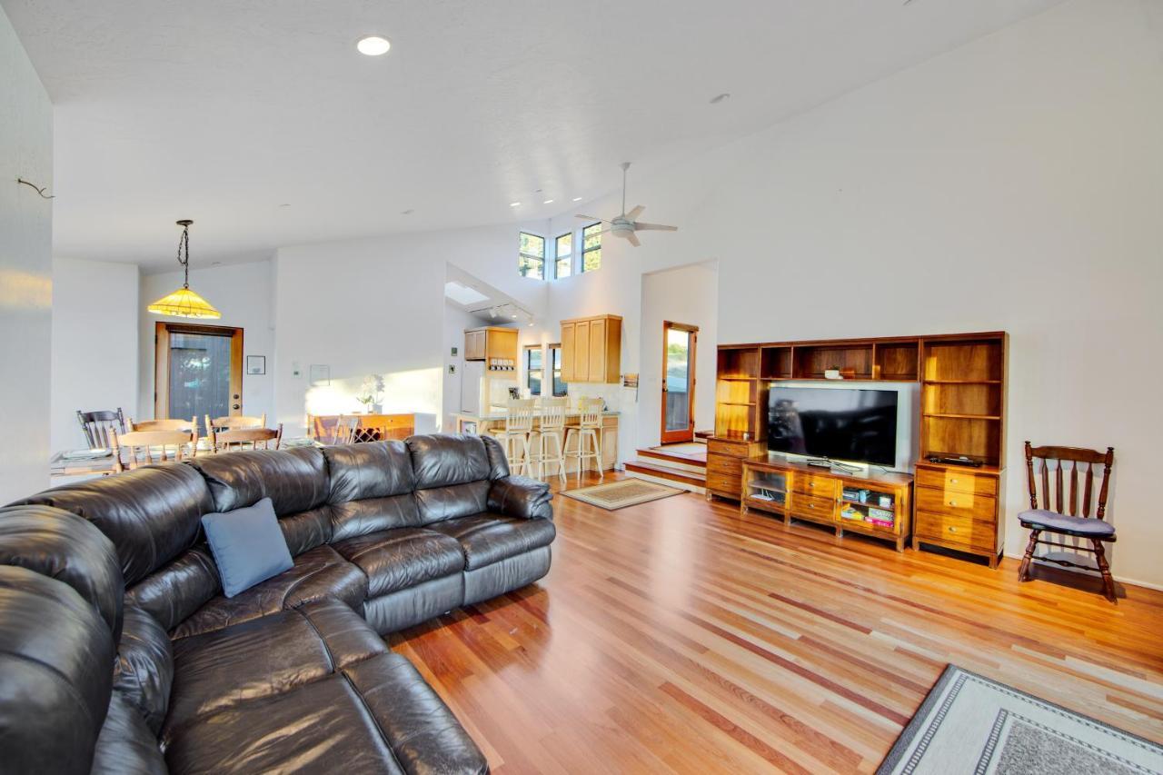 Footloose in Sea Ranch, United States