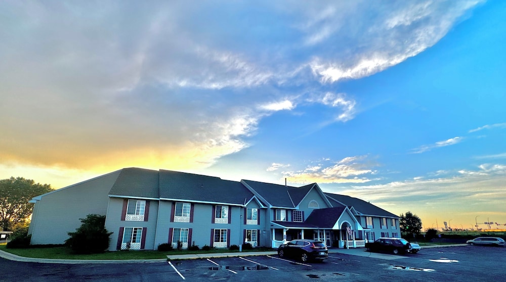 Quality Inn & Suites Alexandria in Alexandria, United States