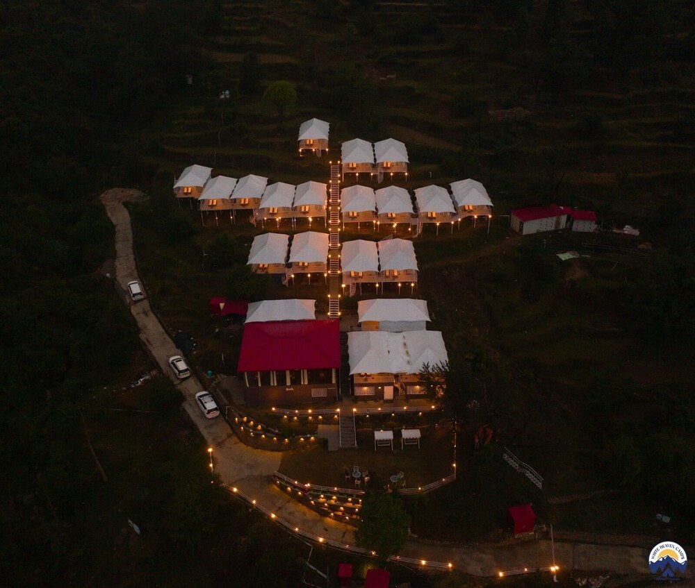 White Heaven Camps in Pauri, India