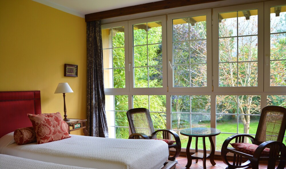 El Habana Llanes — carbon neutral stay, Llanes