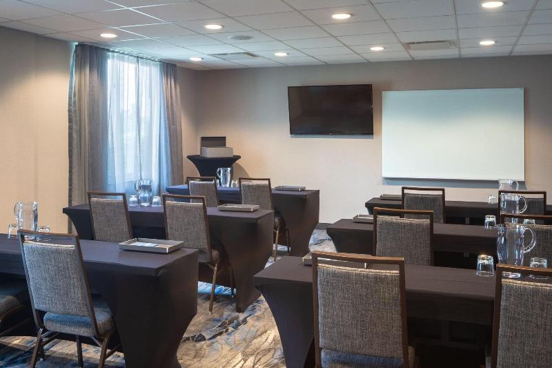 Fairfield Inn and Suites by Marriott Chillicothe - photo 88