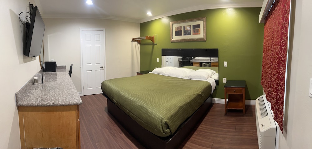 Harris Motel - photo 15