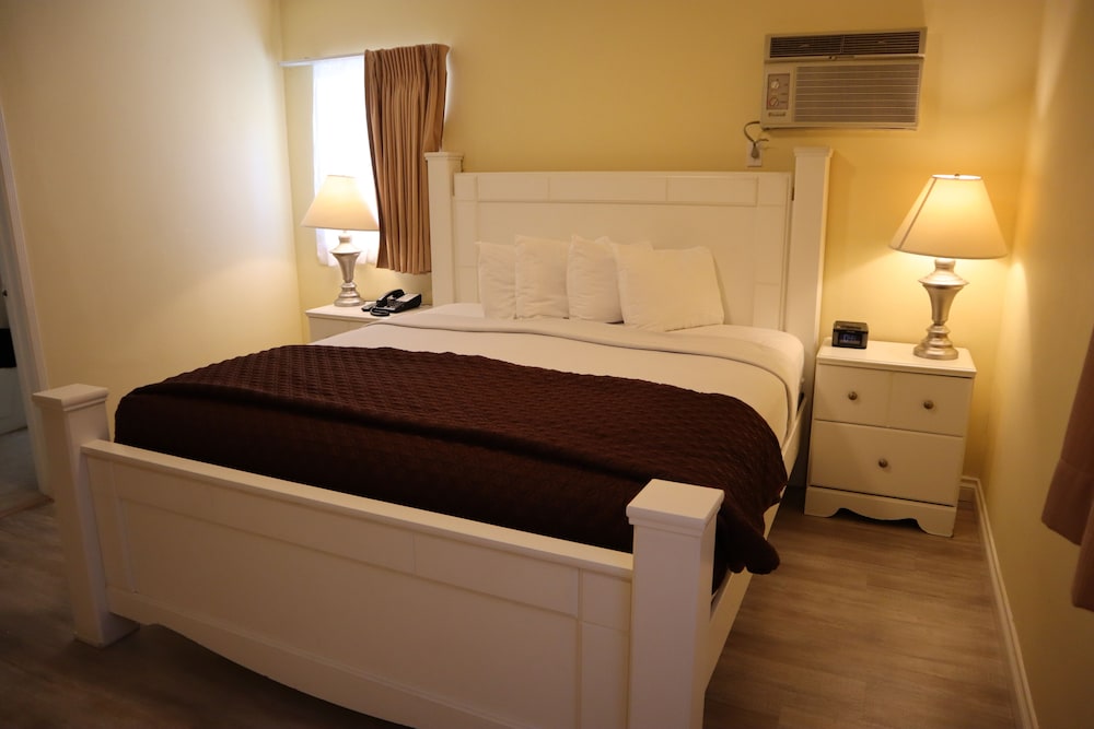 Hollywood Celebrity Hotel - photo 16
