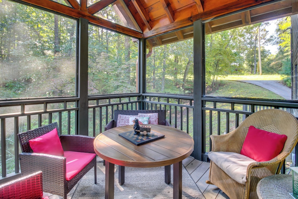 Spacious Ellijay Resort Home w Hot Tub - photo 19
