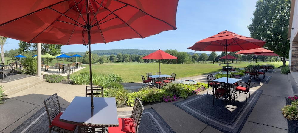 Frosty Valley Resort - photo 13
