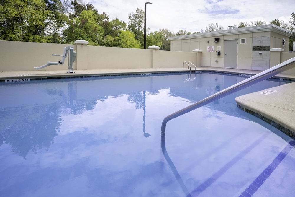 Holiday Inn Express & Suites Rock Hill by IHG - photo 32