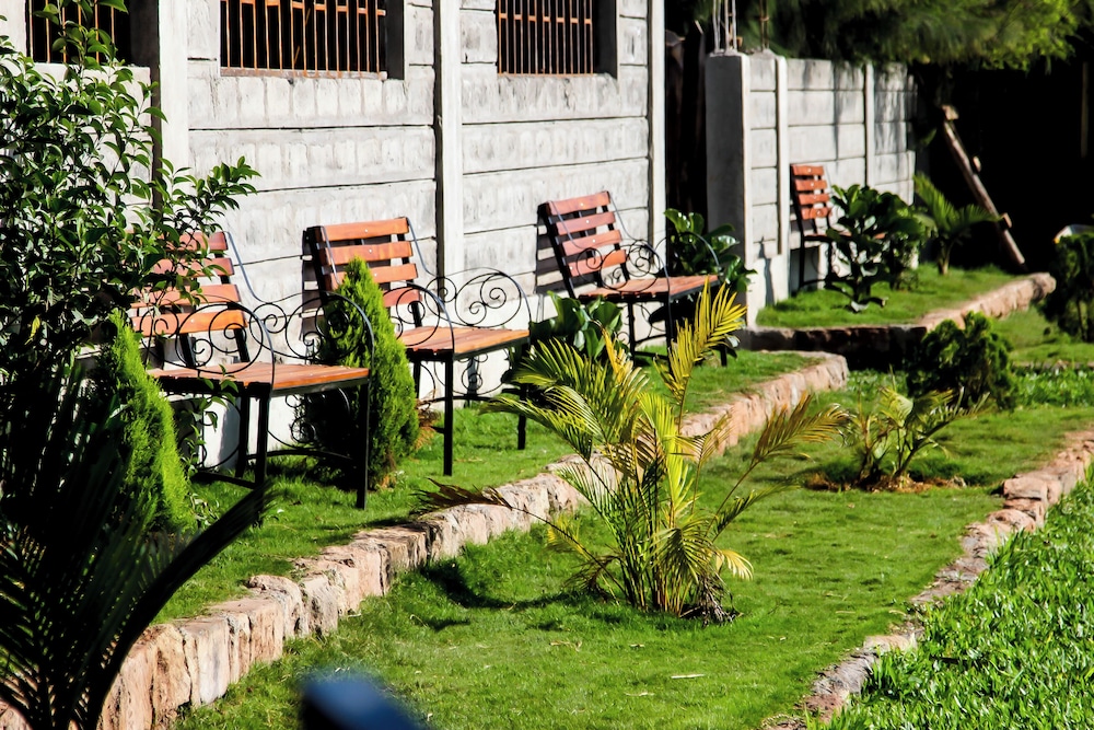 Lukenya Alkebu Resort - last minute hotel in Athi River