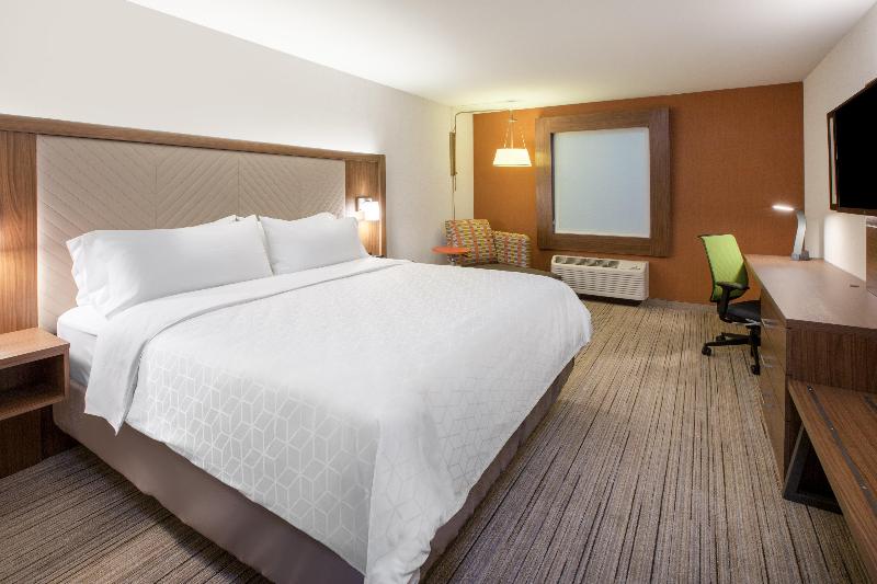 Holiday Inn Express Brevard City Center by IHG - photo 11