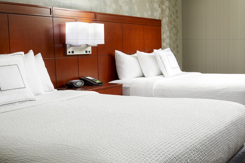 Courtyard by Marriott Reading Wyomissing - photo 4