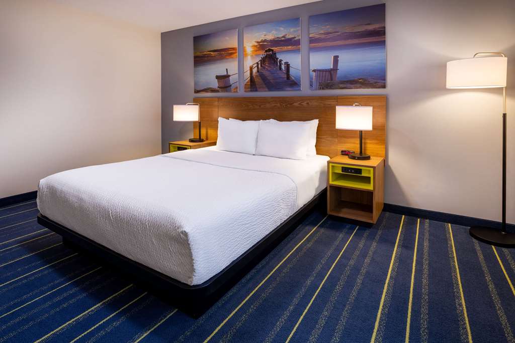 Days Inn by Wyndham Grayson - photo 34