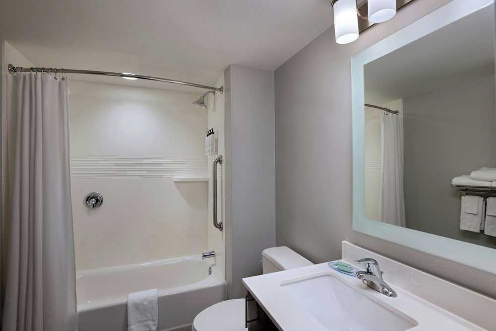 TownePlace Suites by Marriott Macon Mercer University - photo 14