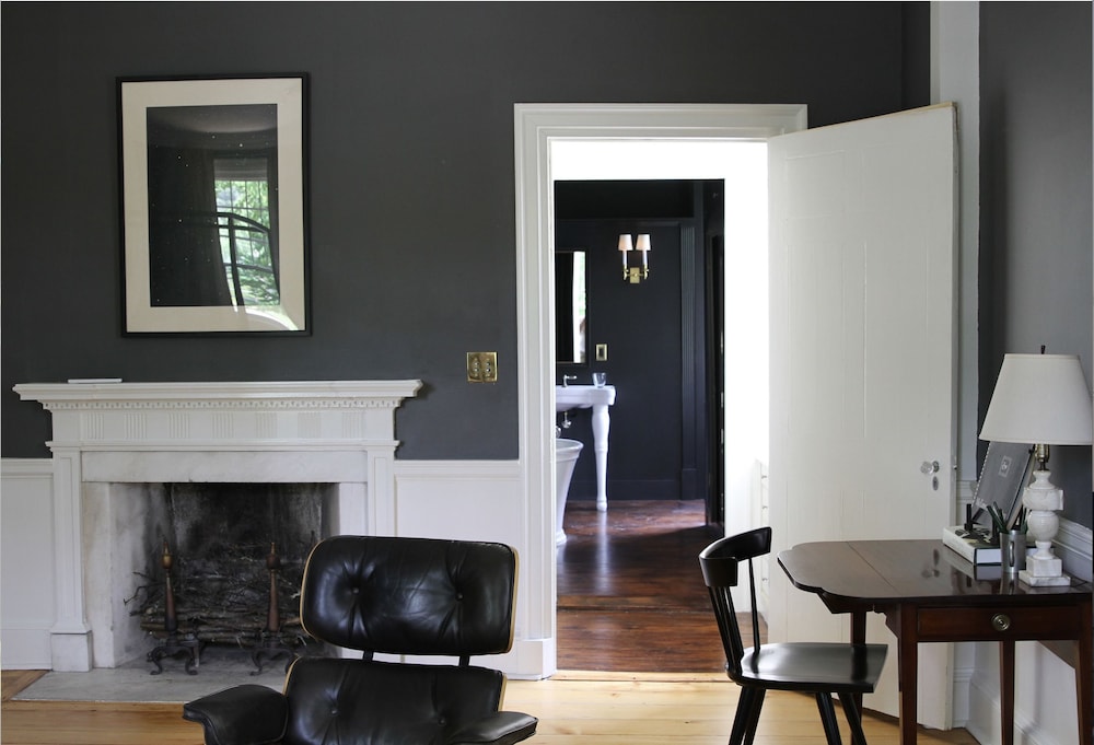 Inn at Kenmore Hall - photo 15