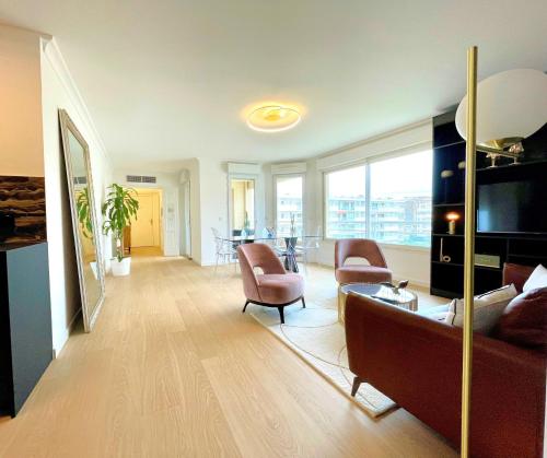 Parc RL Perfect 1 bedroom apartment next to beaches and shops — 4-Star Luxury Hotel in Cannes, France