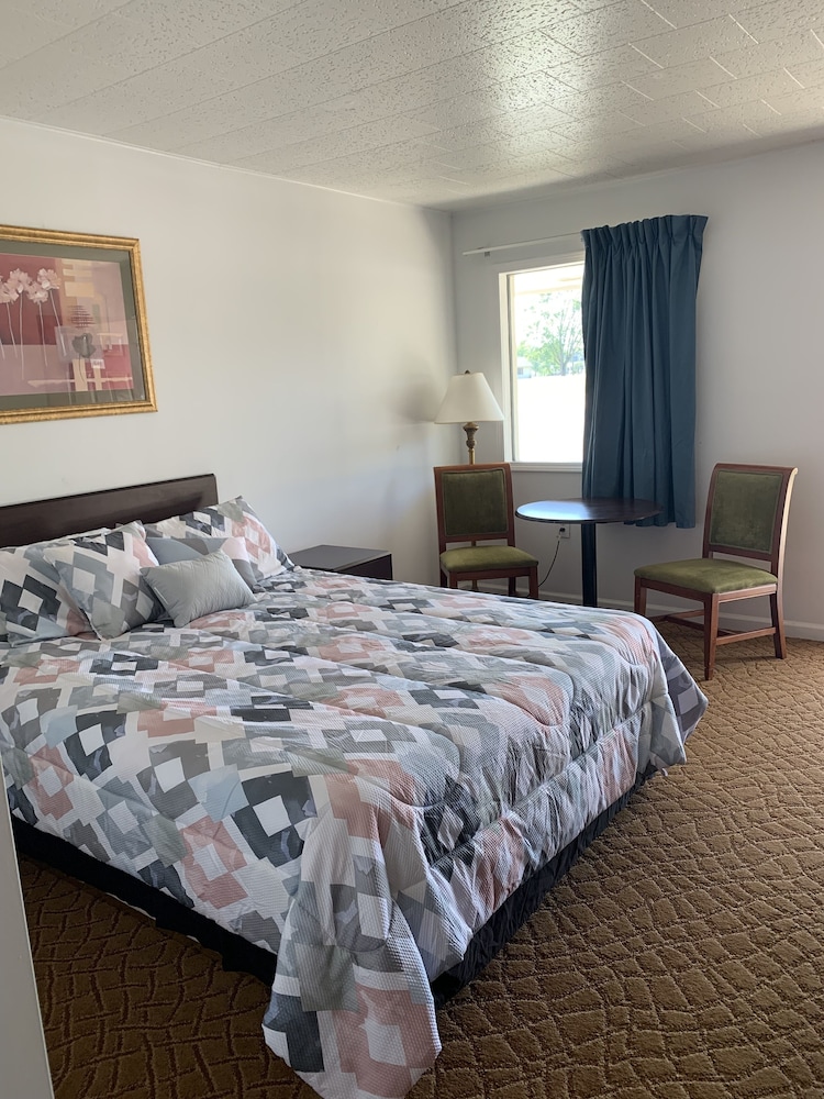 Monticello Inn - photo 9