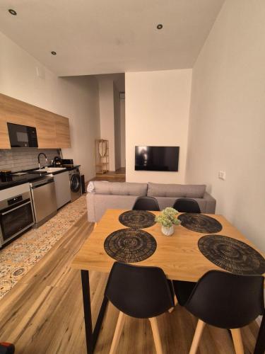 Portobeach Valencia Suites 20850511 — Valencia