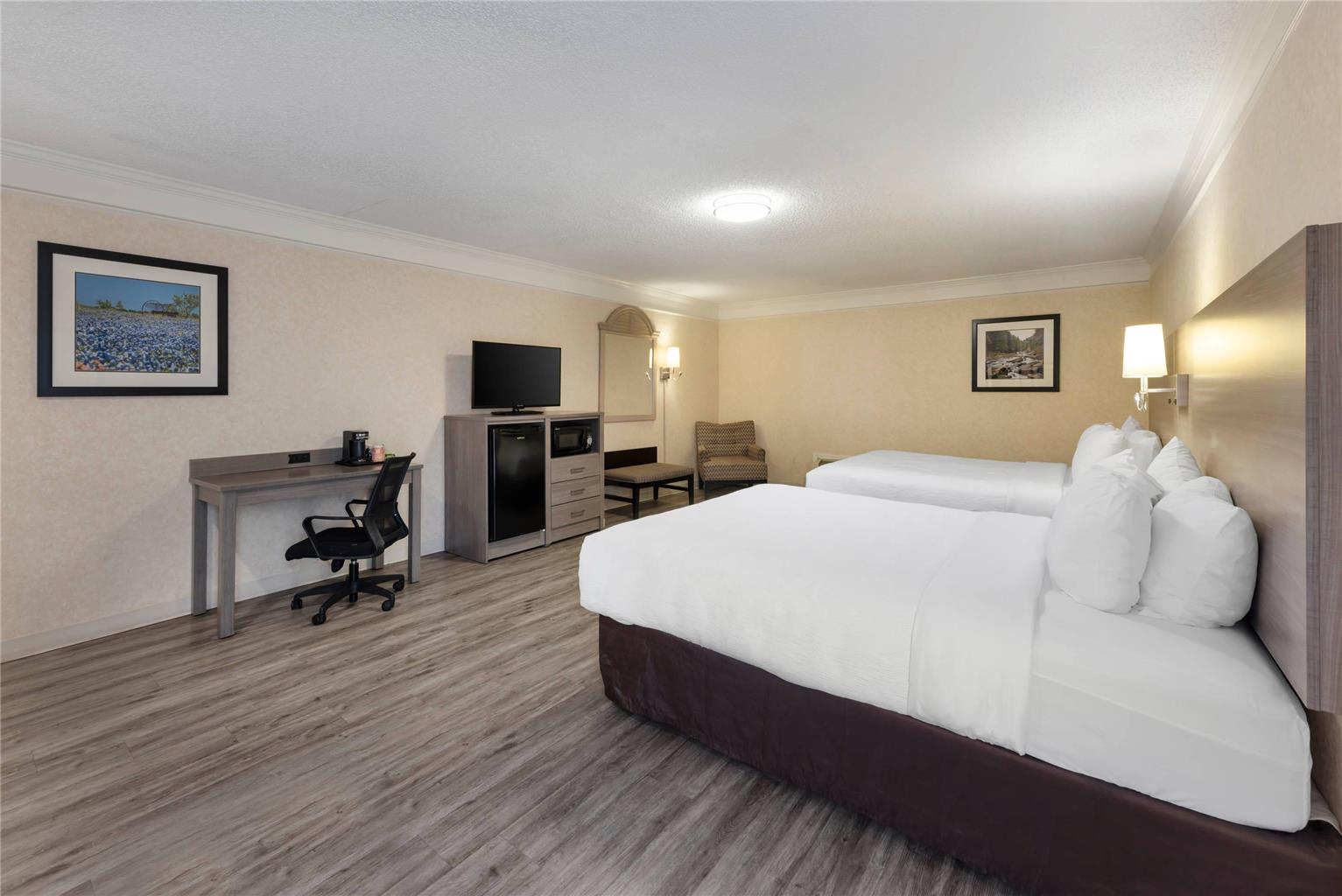 Quality Inn Near Lake Marble Falls - photo 35