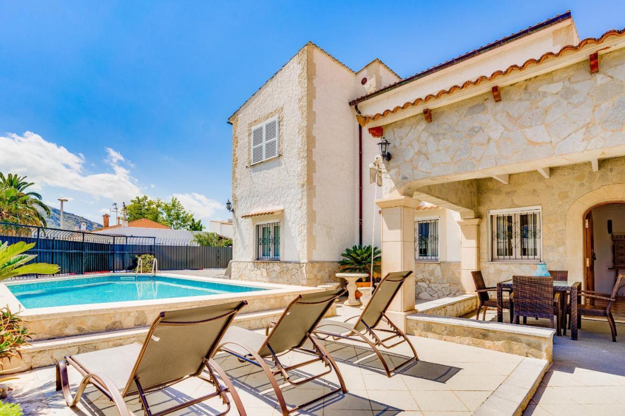 Villa S Anfora — 4-Star Luxury Hotel in Alcudia, Spain