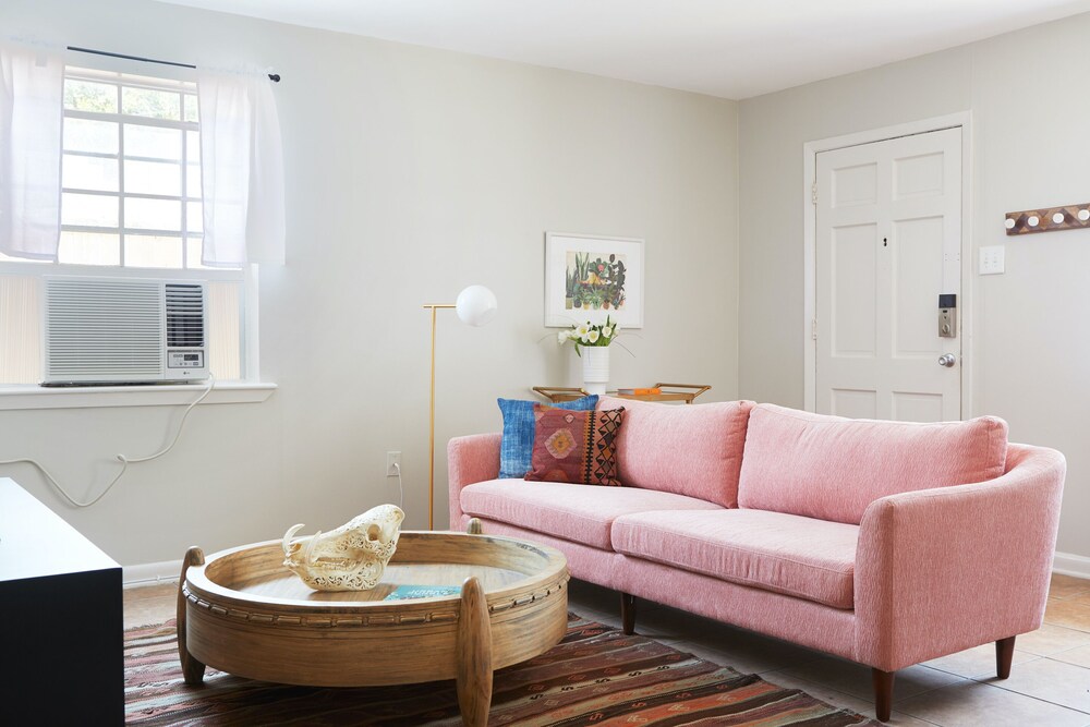 Exquisite Bywater Suites by Sonder - photo 25