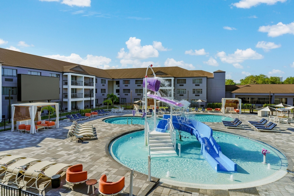 Courtyard by Marriott Lake Buena Vista at Vista Centre in Orlando, United States