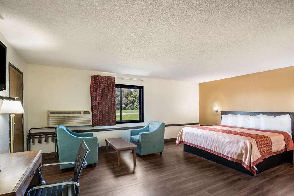 Americas Best Value Inn & Suites Harrisonville - photo 17