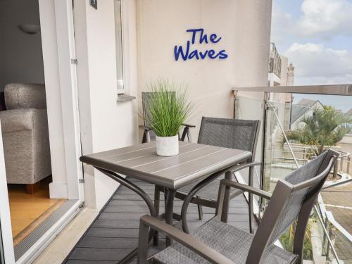 The Waves — 4-Star Luxury Hotel in St Ives, United Kingdom