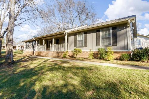 Alabama Get Away Gorgeous Home Location A Near Medical Ctr — 4-Star Luxury Hotel in Tuscaloosa, United States