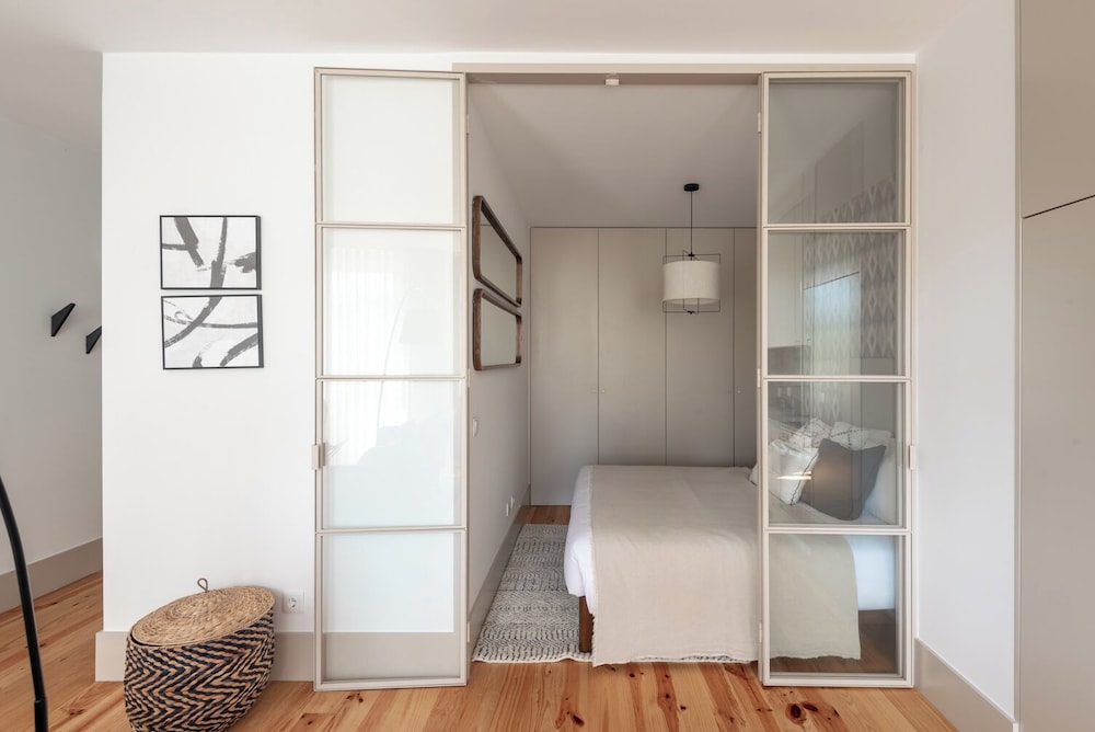Stylish apartment in city center — 4-Star Luxury Hotel in Porto, Portugal