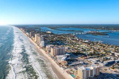 Fantasy Island Resort Daytona Beach Shores - photo 6
