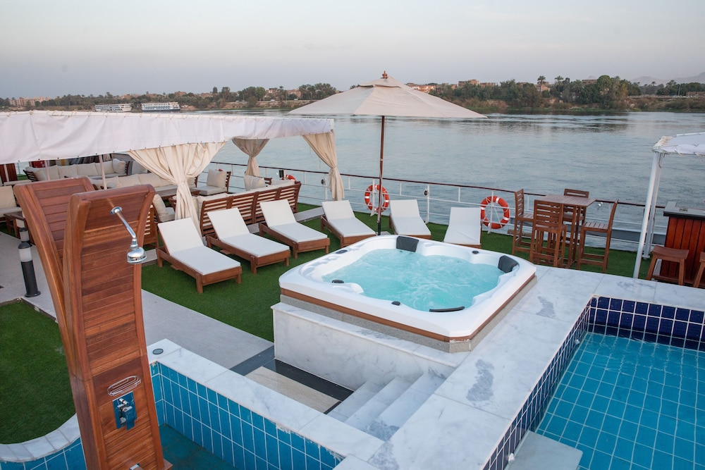 Champollion II Nile Cruise