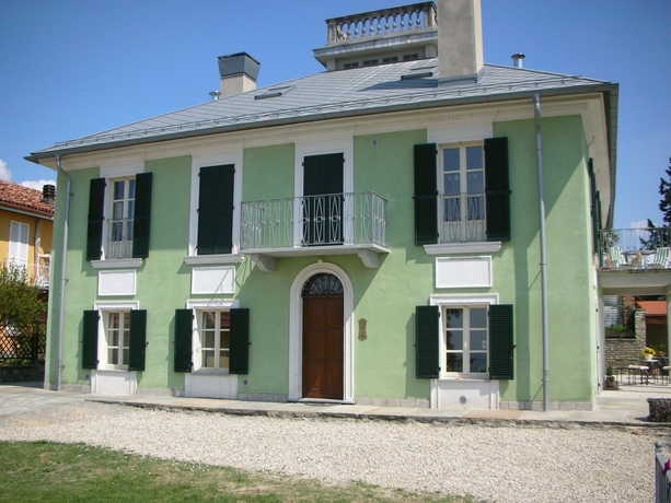 Villa Incanto Apartments — 4-Star Luxury Hotel in Treiso, Italy