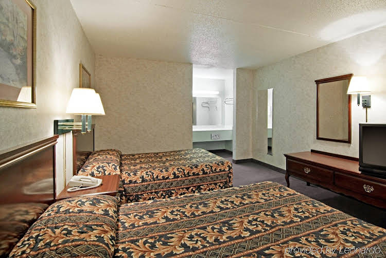 Americas Best Value Inn & Suites Memphis Graceland - photo 5