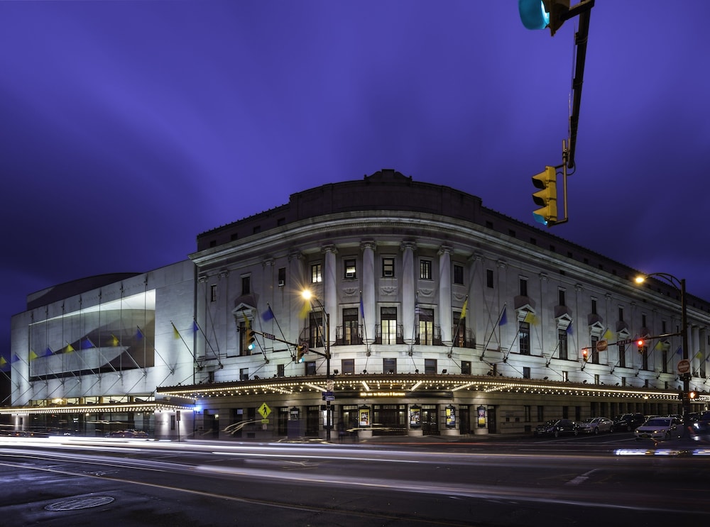 Staybridge Suites Rochester University by IHG - photo 71