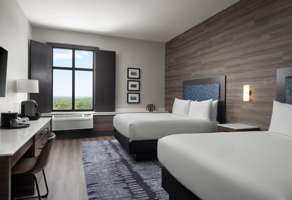 The Oread Lawrence Tapestry Collection by Hilton - photo 57