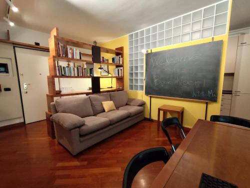 The Book Nook — 4-Star Luxury Hotel in Milan, Italy