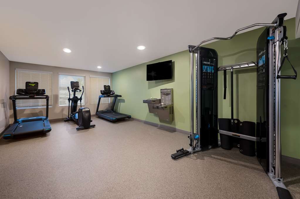 WoodSpring Suites Wixom Novi - photo 25