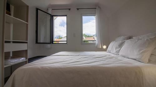 Gite L'angelique Fleurs Des Pyrenees — 4-Star Luxury Hotel in Argeles-Gazost, France