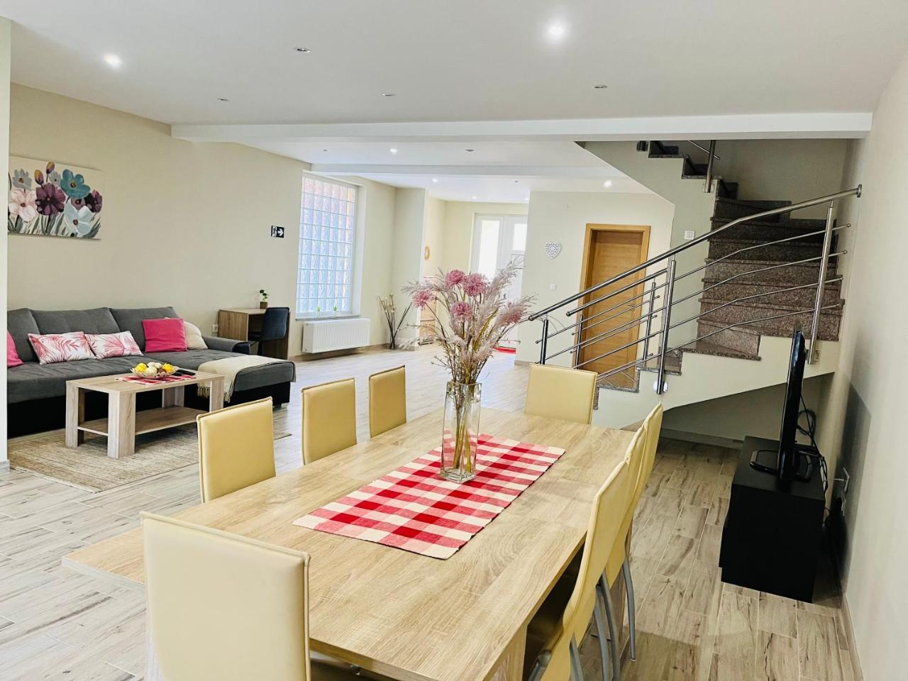 Alom — 4-Star Luxury Hotel in Osijek, Croatia