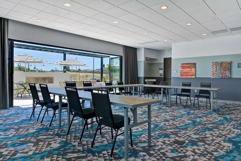 Home2 Suites by Hilton Atascadero CA - photo 44