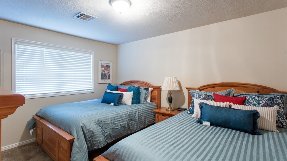 Desert Springs At Las Palmas Resort 4 Bedroom Apts - photo 7